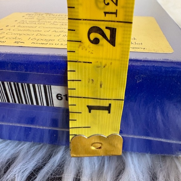 Disney Fantasia Blue and Gold Packaging Deluxe collection - Picture 7 of 7